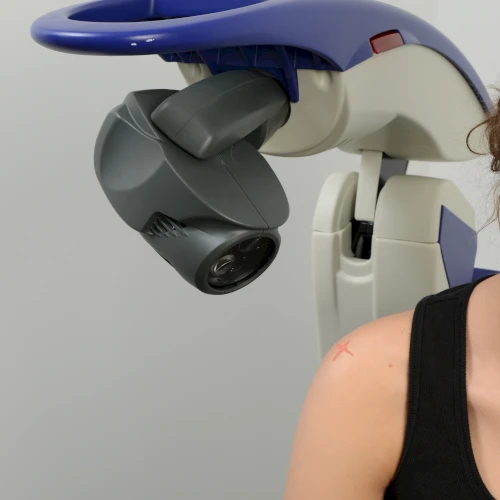 MLS M6 laser applied to a client's shoulder